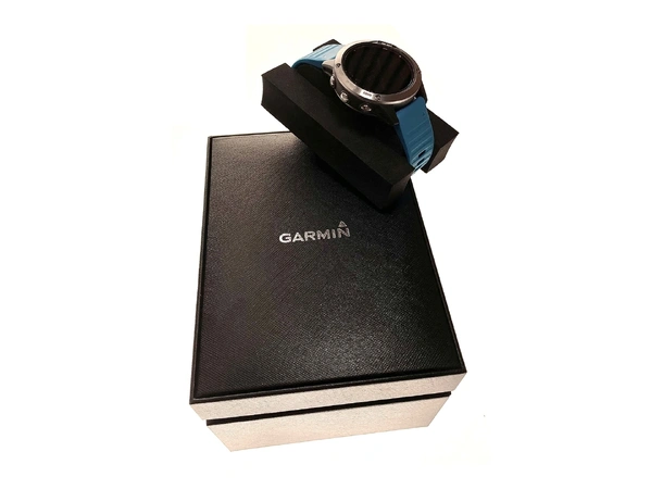 GARMIN Quatix 6 Safirglass Cyan silikon klokkerem