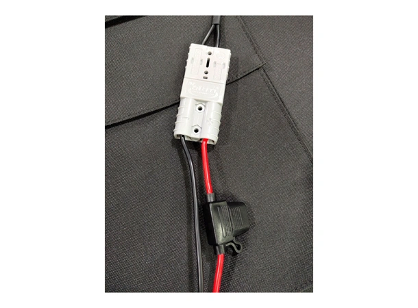 SKANBATT Sammenleggbart Solcellepanel 180W (4x45W) - uten regulator - IP67