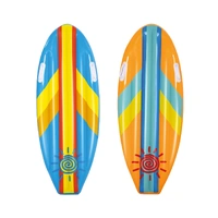 Surf Rider. Ass. perfekt for en varm sommerdag på vannet!