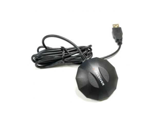 USB GPS-enhet for eks. Victron Cerbo GX med magnetfot