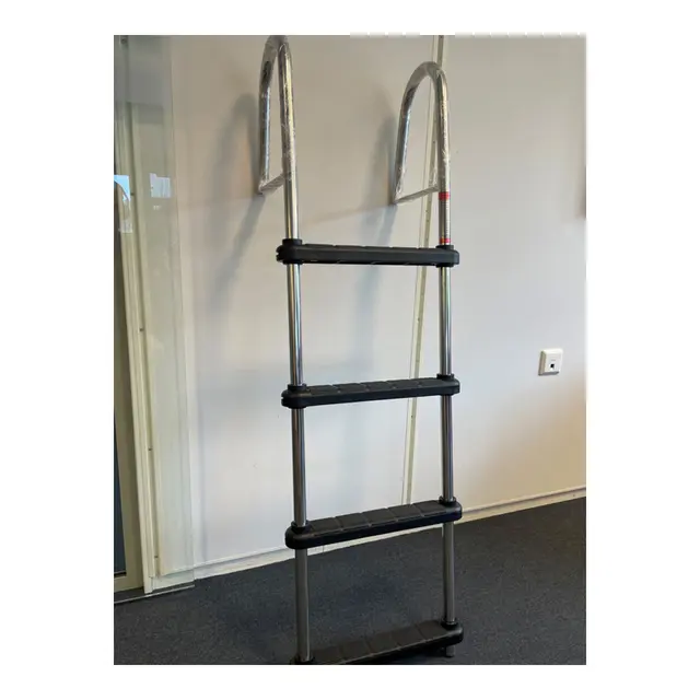 Bryggetrapp - 4 plasttrinn 134 x 34 cm- Syrefast stål 