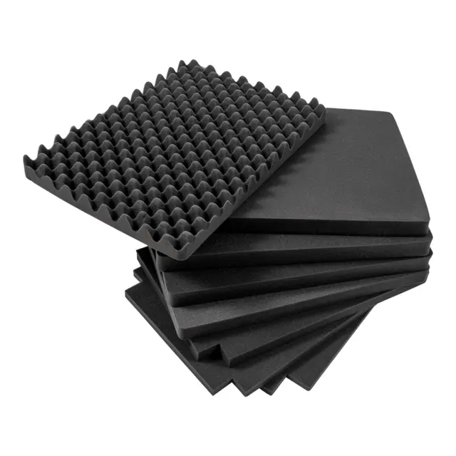 B&W Outdoor Case Type 6800 - Sort Skuminnlegg universal- 660 x 490 x 335mm 
