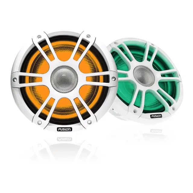 FUSION Signature Series 3 - 8,8" 330W hvite maritime høyttalere med LED 