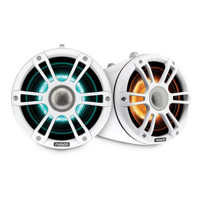 FUSION Signature 3 - 6,5" / 230W  CRGBW hvite marine Wake-tower høyttalere 