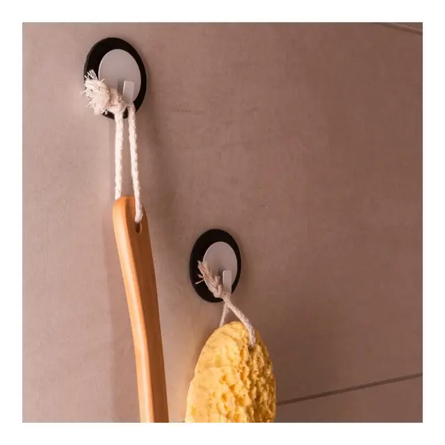 SILWY Magnetic Hook 1 stk hvit krok og sort magnetpad 