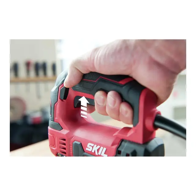 SKIL Stikksag elektrisk 550w - 240v Låseknapp - feste for støvsuger 