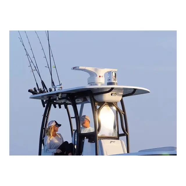 RAYMARINE Cyclone Radar - 55 Watt, 3 fot komplett m/antenne, pidestall, 15m kabel 