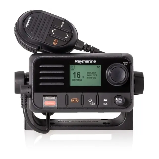 RAYMARINE Ray53 VHF Radio med inb. GPS Innebygd GPS-mottaker 