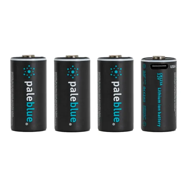 Pale Blue Li-Ion Oppladbare CR123 4-pack batteri - 4x1 lades med USB-C 