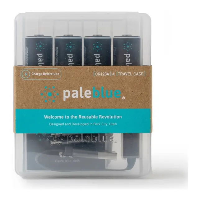 Pale Blue Li-Ion Oppladbare CR123 4-pack batteri - 4x1 lades med USB-C 