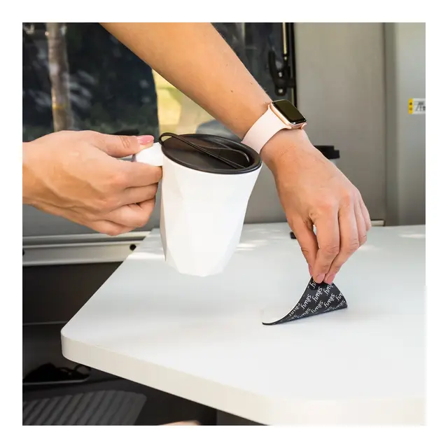 SILWY Magnetic Kaffekrus To-Go (plast) m/lokk og Stick-on magnetpad 