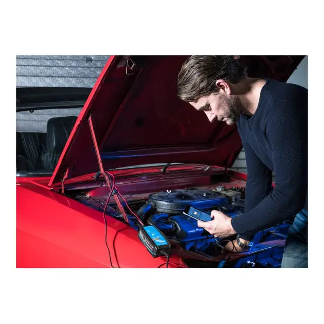 VICTRON Blue Smart Ip65 Batterilader 12V 5A m/Bluetooth 