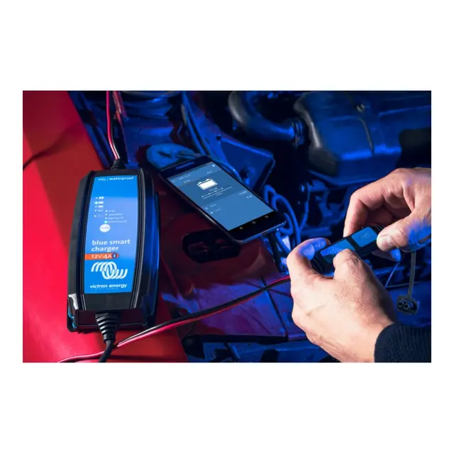 VICTRON Blue Smart Ip65 Batterilader 12V 5A m/Bluetooth 