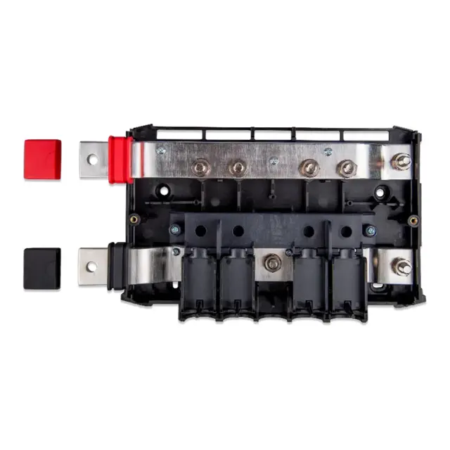 VICTRON Lynx Power In koble opptil fire batterier balansert 