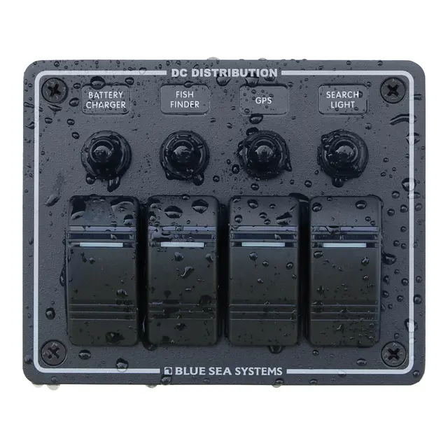 BLUE SEA Bryterpanel, 4 brytere sort vanntett (8372) 