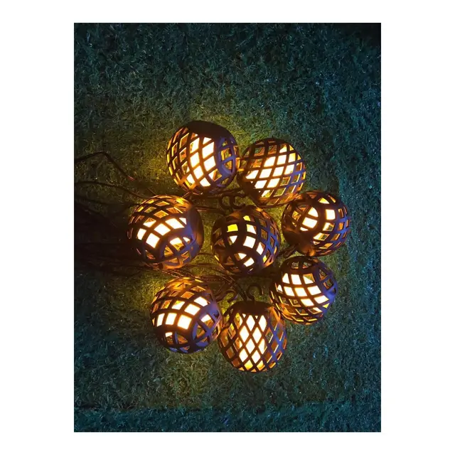 HOMELINE Lysslynge med flamme, 8 LED 7m + 3m strømkabel 