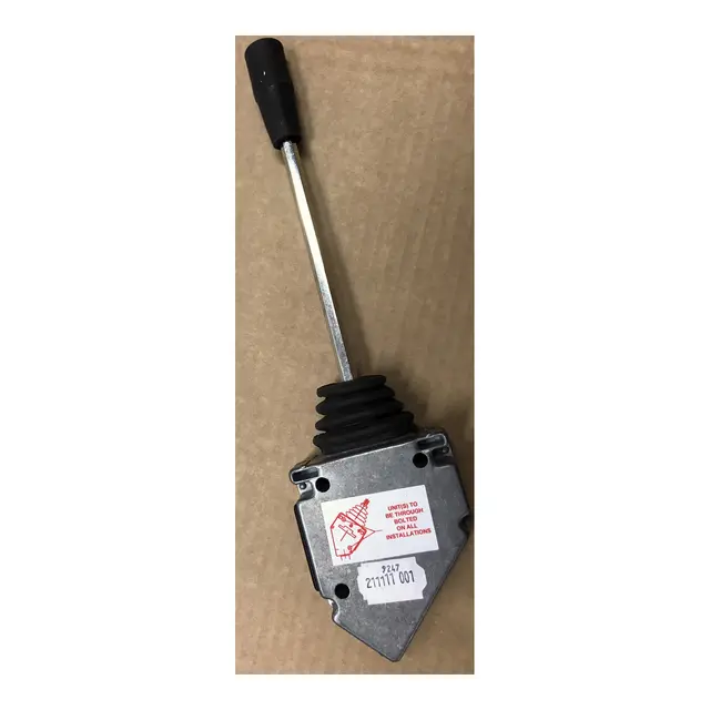 Kontrollboks RVC 211111-001 for betjening av hydrauliske ventiler. 