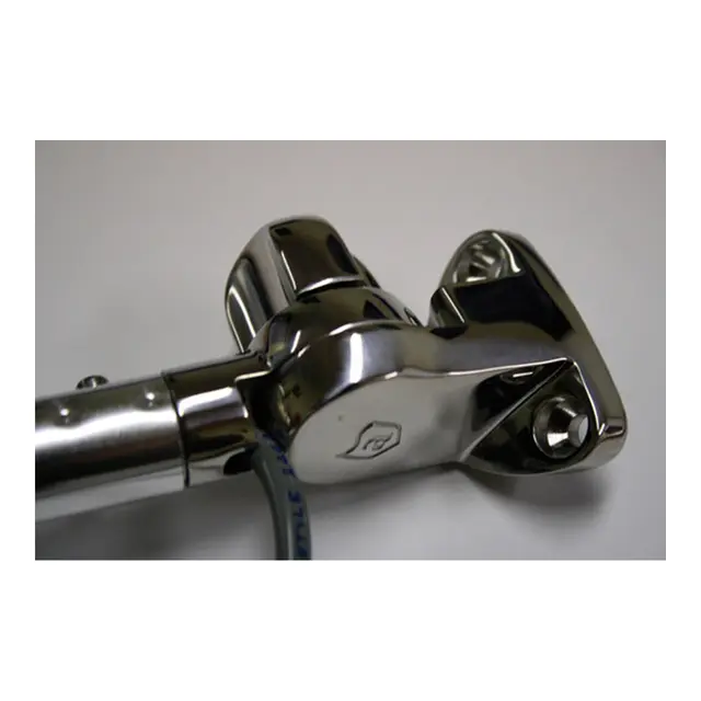 ATTWOOD Lant.mast, LED.nf 91cm 5550-36 LED lanterne, med justerbar fot. 91 cm 