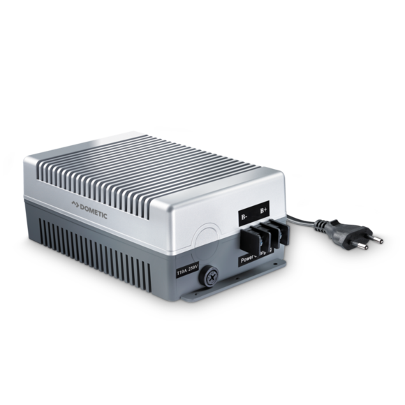 Batterilader DOMETIC PerfectCharge IU812 12V 8Ah 9600000037