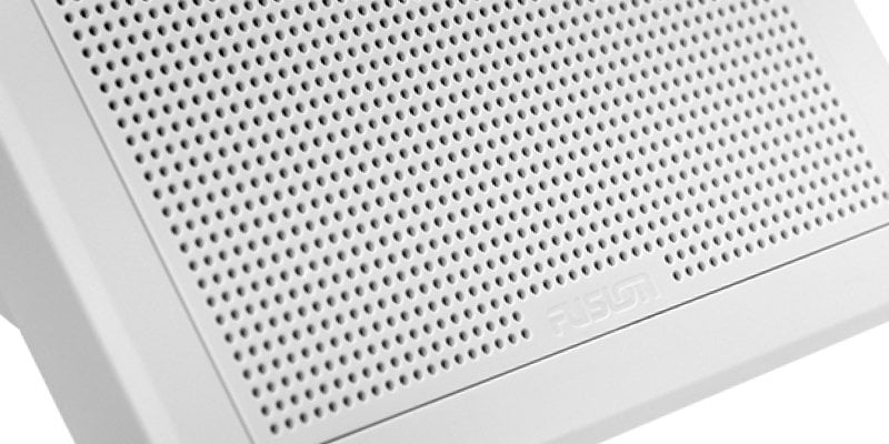 Båthøyttaler FUSION FM Series høyttalere 77 200 W rund lavprofil hvit par 0100230000