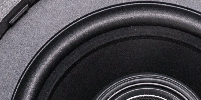 Båthøyttaler FUSION FM Seriesubwoofer 10 400W kvadratisk lavprofil sort stk 0100230111