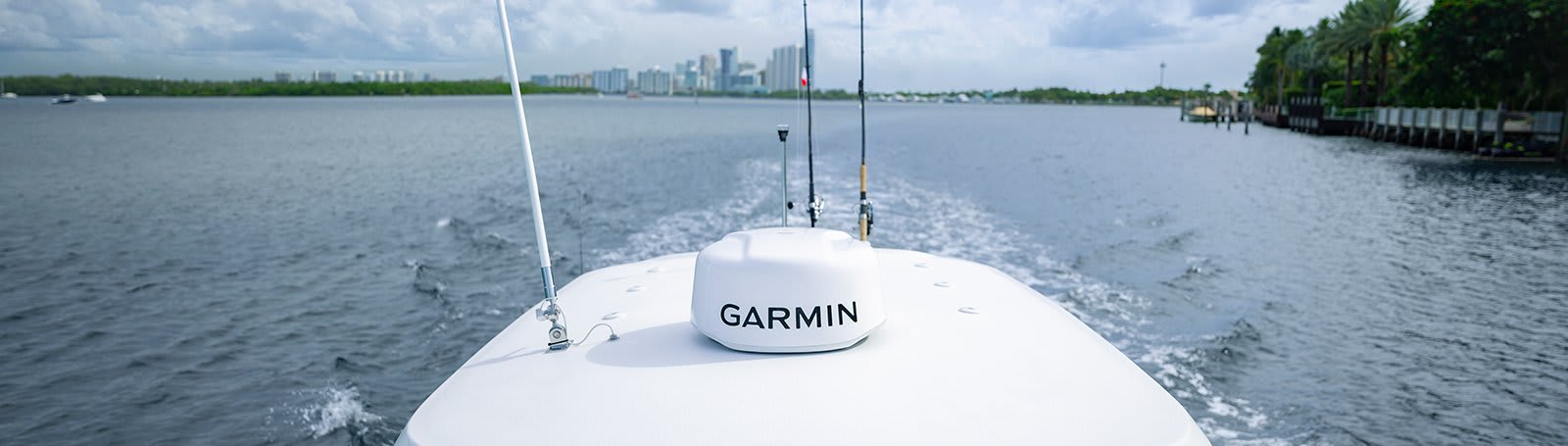 Radar GARMIN GMR Fantom 24x Hvit 24 Dia 50W 48NM Lukket 0100258500