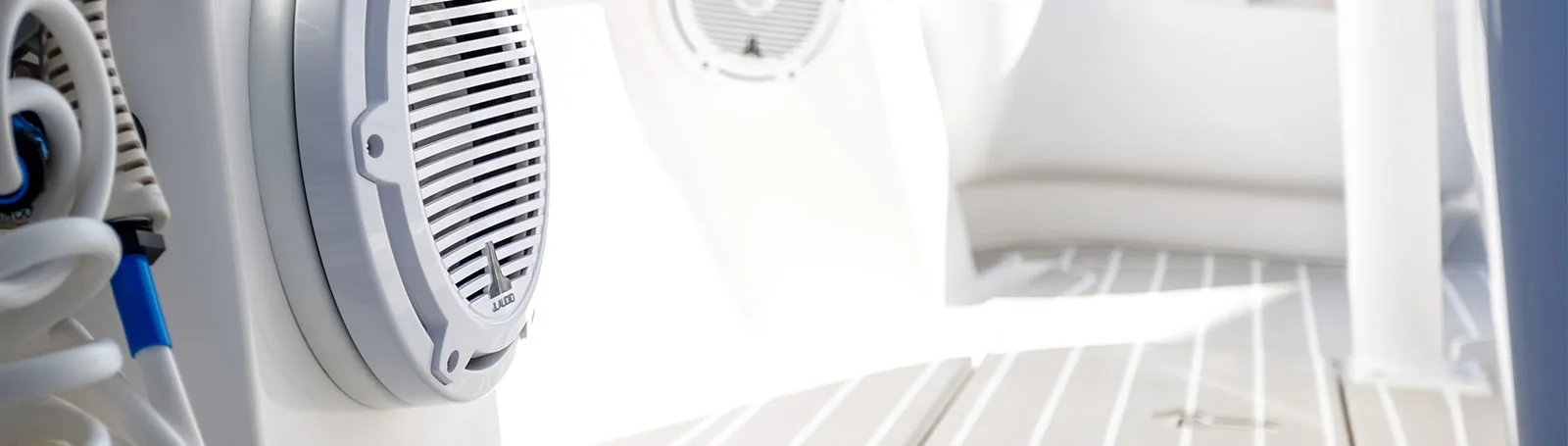 Båthøyttaler JL AUDIO M3 Marine Subwoofer 10 Klassisk hvit front 4 Ohm 175W 0100307000