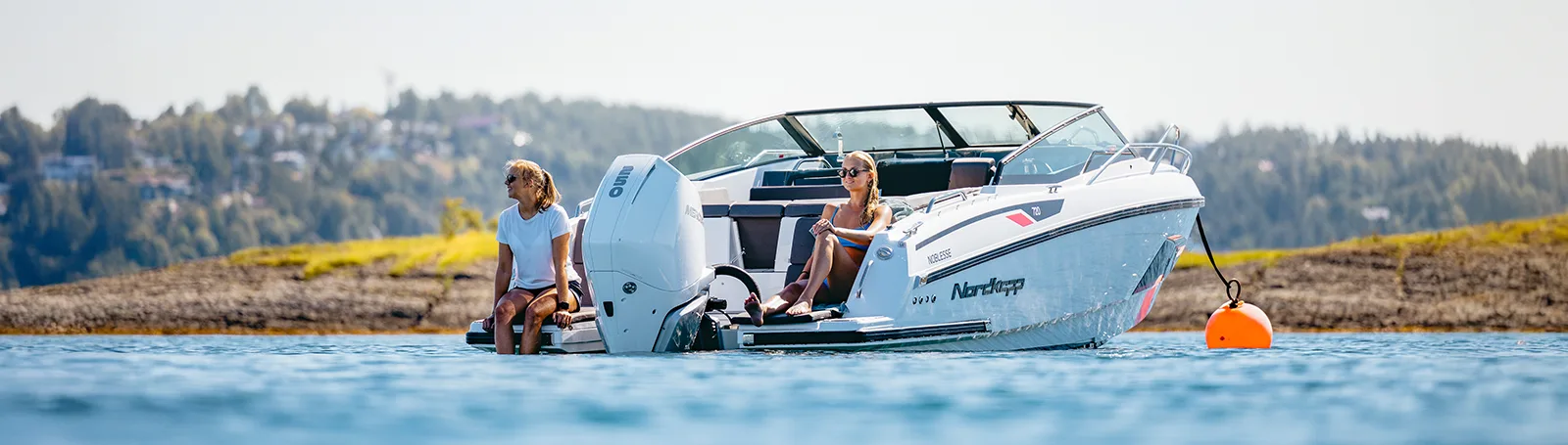 Båtstereo JL AUDIO AP Marine forsterker 4 x 40W Bluetooth fjernkontroll kompakt 0100343100