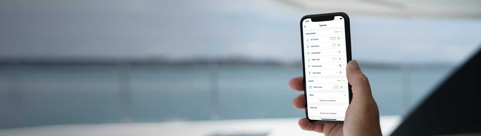 VHF og AIS CORTEX V1 VHFradio med SmartAIS SOTDMA m ekstern fartøysovervåkning 0100281420