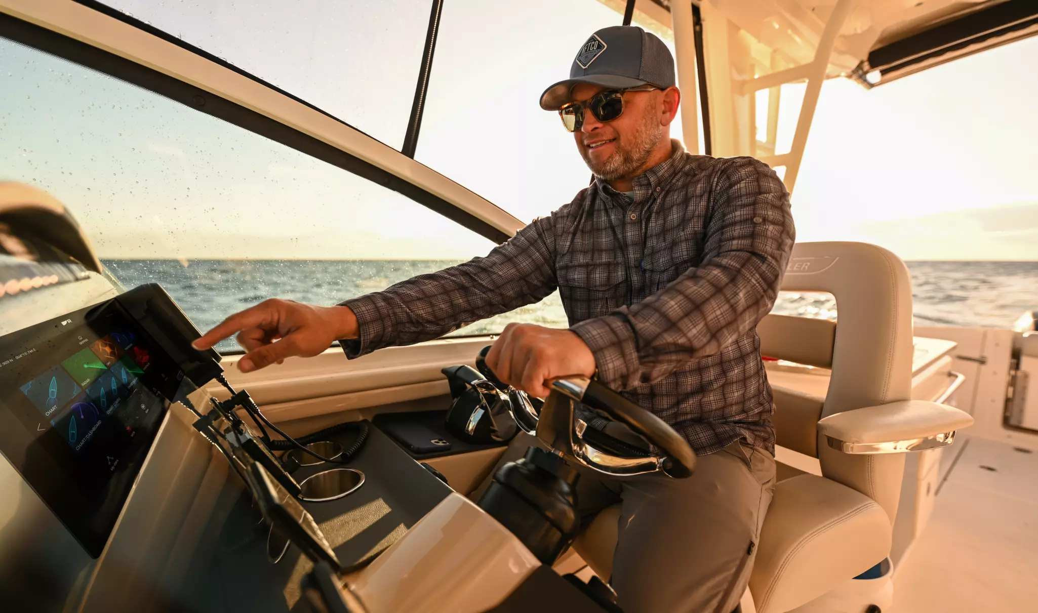 Kartplotter RAYMARINE AXIOM 7 multifunksjonsskjerm Neste generasjon prisbelønte E70634