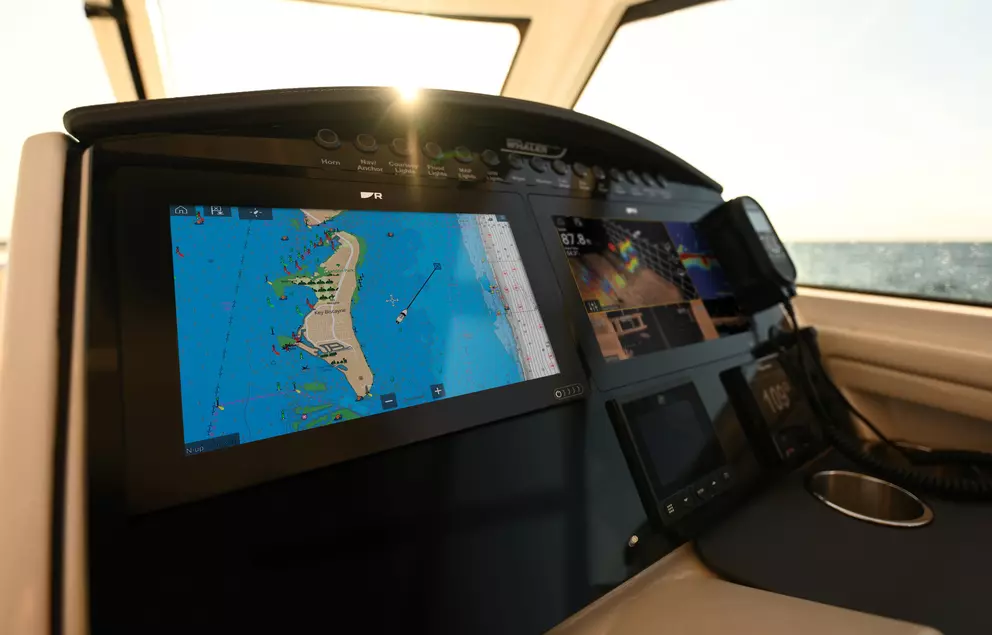 Kartplotter RAYMARINE AXIOM 9 skjerm ukart E70636