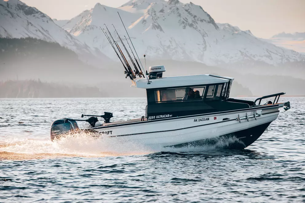 Radar RAYMARINE Quantum 2 Doppler 18 Sort med 10 m strømkabel eller datakabel T70549